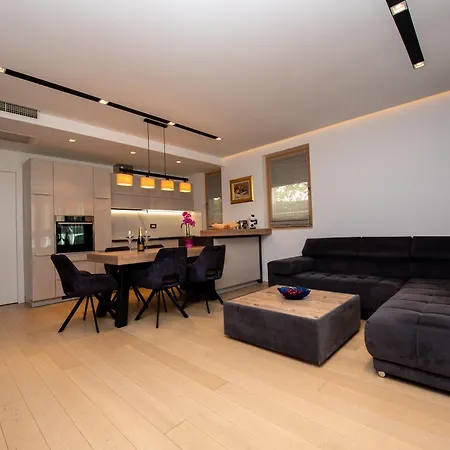 Apartment Luxury Maria With Private Pool